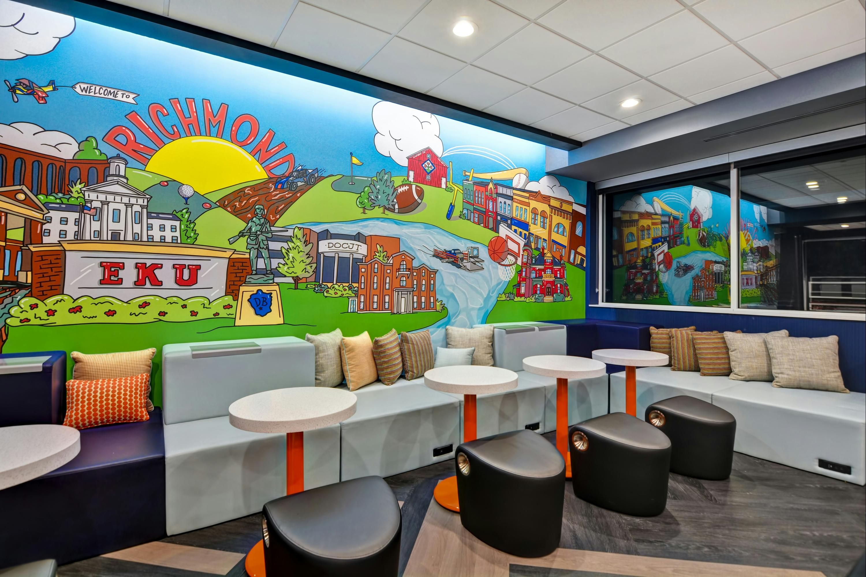 Tru by Hilton Richmond - Richmond - Oleskelutila