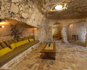 Masseria Lamiola Piccola - Montalbano