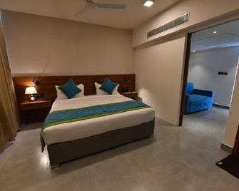 Vivid A Boutique Hotel - Tiruchirappalli - Bedroom