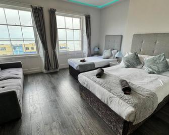 The Jubilee Hotel - Weymouth - Bedroom