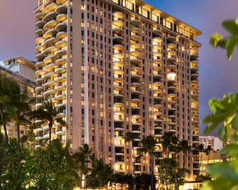 One bedroom Ocean View suite in prestigious Hilton Hawaiian Village. - Honolulu - Building