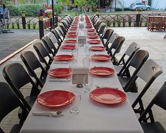 Hotel Palmas Teotihuacan - Teotihuacán de Arista - Restaurant