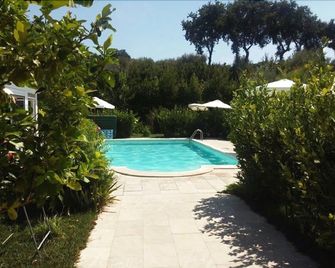 B&B Il Giardino Mediterraneo - Acquaviva Picena - Pool