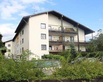 Ruheoase mit Bergblick im Zentrum Murnaus - Murnau - Budova