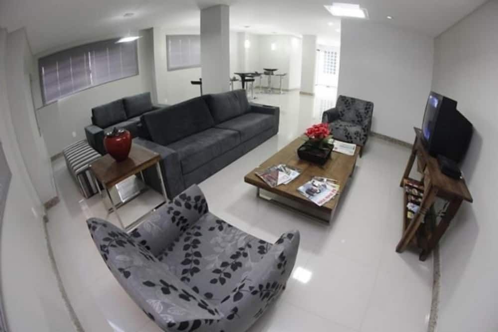 Blu Terrace Hotel - בלומנאו - סלון