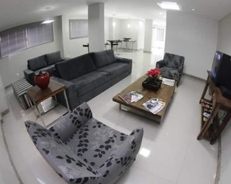 Blu Terrace Hotel - בלומנאו - סלון