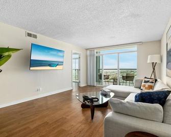 The Lapis Haven -Ocean views 3BR Retreat Pool, Gym jacuzzi - Marina del Rey - Wohnzimmer