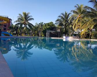 Gran Hotel de Lago - Lago Agrio - Nueva Loja - Piscina