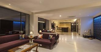 Krishna Inn - The Green Hotel - Kolhapur - Lobby