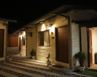 Ambika Resort - Rishikesh - Edificio