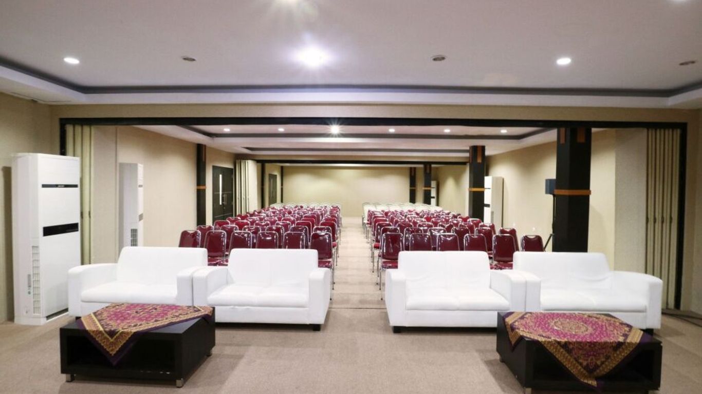 تيمبوك باتو ريزيدنس