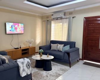 Destiny Executive Apartments - Solwezi