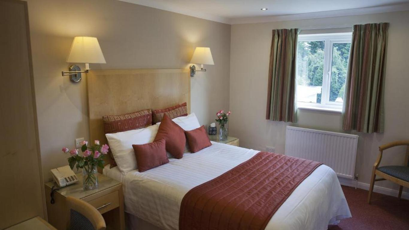 Little Silver Country Hotel