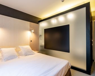 Oldegar Hôtel - Nantes - Bedroom