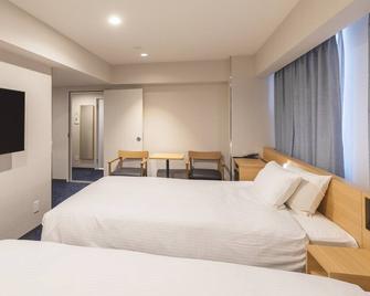 سوتيتسو فريسا إن سينداي - سينداي - غرفة نوم