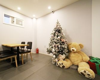 Gamdong Hotel - Busan - Dining room