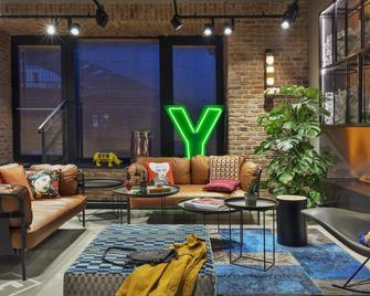 Moxy Warsaw Praga - Warszawa - Hol