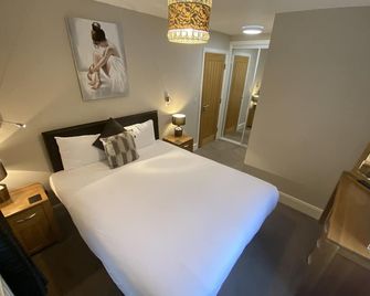 The Three Horseshoes Hotel - Barnard Castle - Makuuhuone
