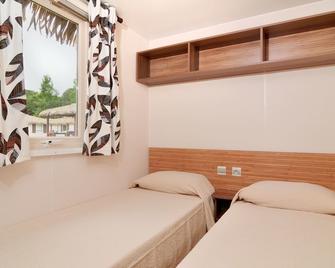 Happy Camp Domaine la Yole camping lodge - Valras-Plage - Habitación