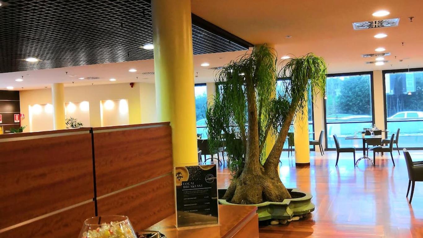 Mercure Rome Leonardo da Vinci Airport