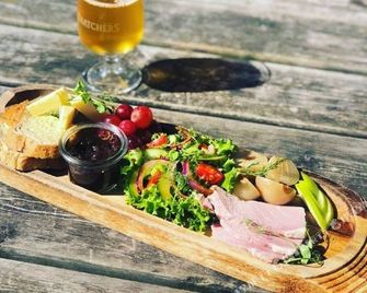 The Oakhouse Hotel - Axbridge - Food