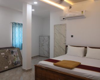 Sara Rooms - Tiruvannāmalai - Chambre