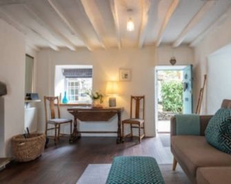 Ivy Court Cottage - Dolgellau - Huiskamer