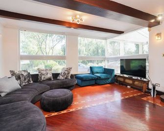 Rentmyspahome With Swimming Pool Hottub And Sauna - Sheffield - Sala de estar