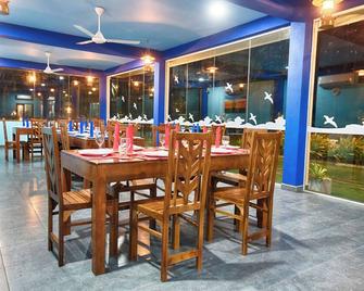 Calypso Sunset Beach Hotel - Chilaw - Restaurante