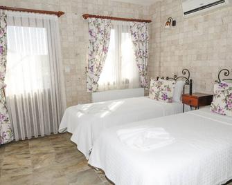 Villa Lotus Konuk Evi - Seferihisar - Chambre