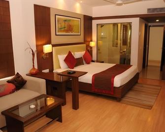 Hotel Gwalior Regency - Gwalior - Bedroom