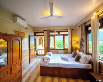 Zostel Pokhara - Pokhara - Habitación