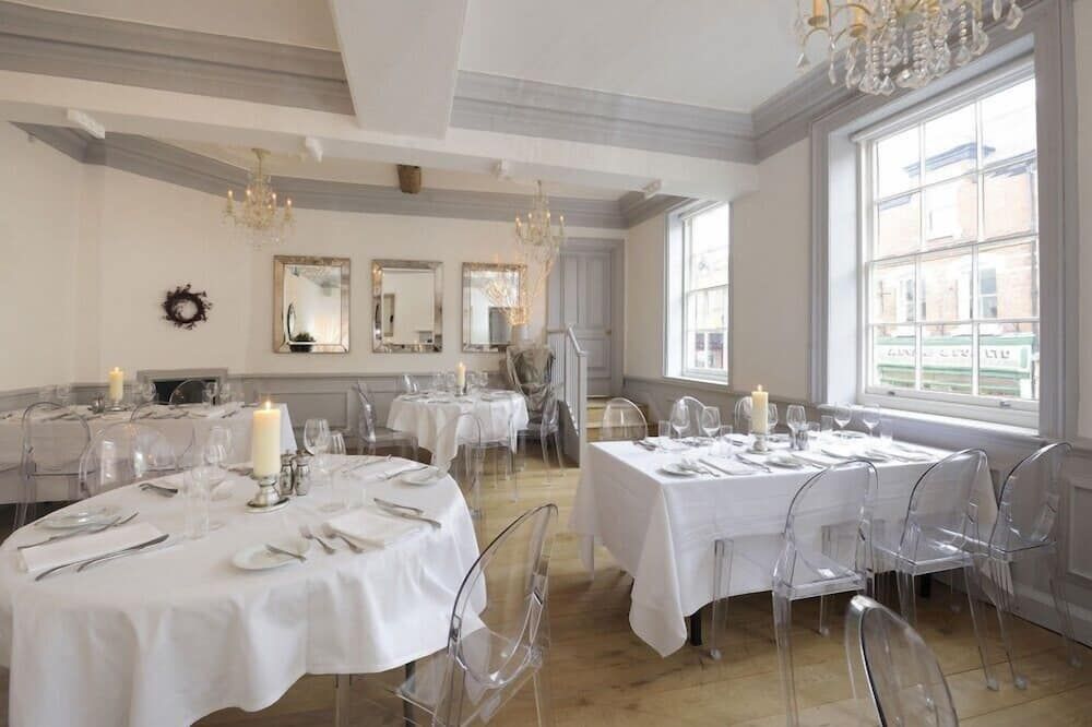 لايون آند فيزانت هوتل - شروزبري - مطعم