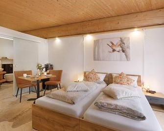 Apartment '-4-die Vier, Studio 25qm' with Private Terrace, Shared Garden and Wi-Fi - Rosenfeld - Bedroom