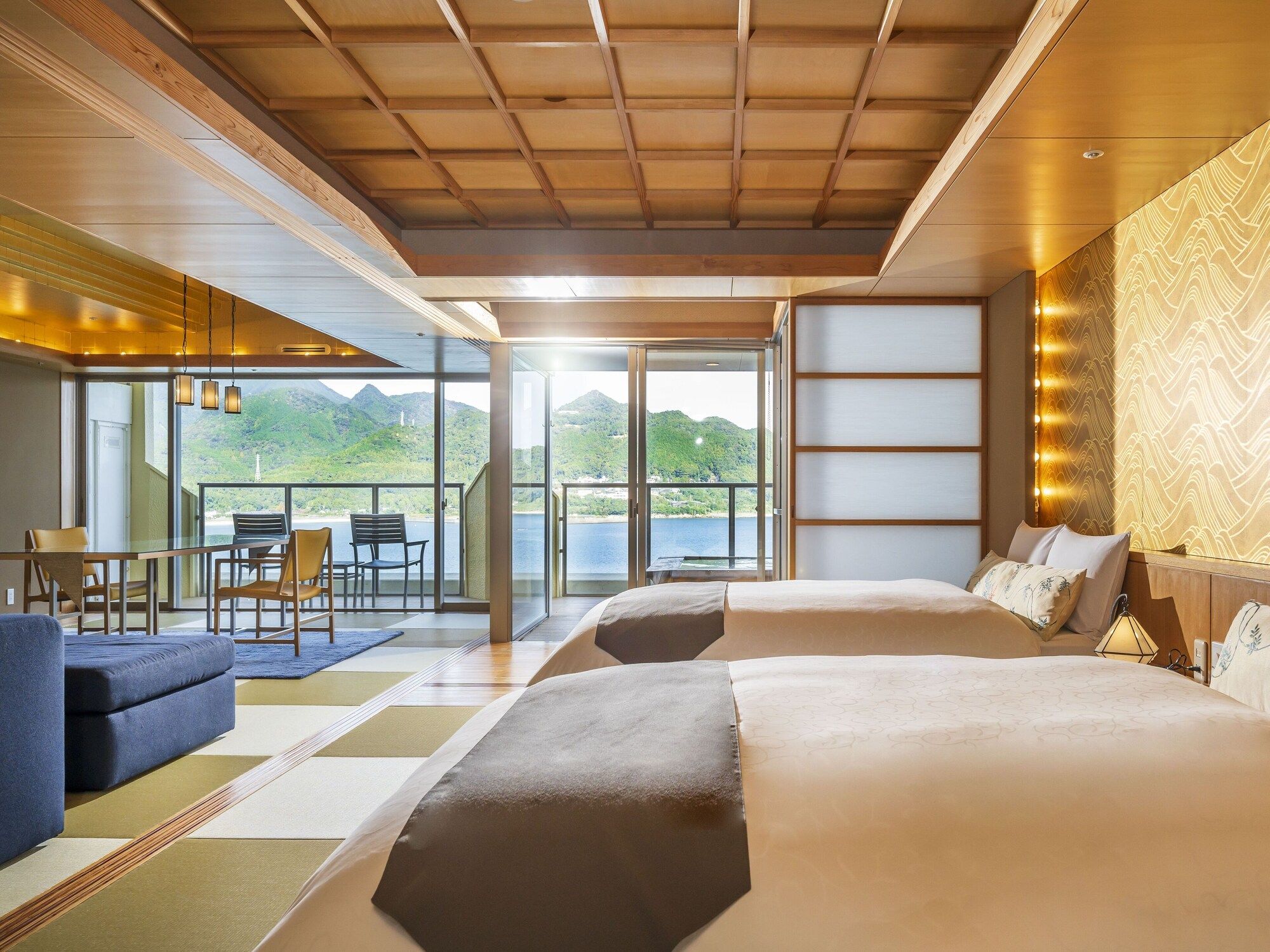 كامينوي هوتل ناتشي كاتسورا كومانو كودو