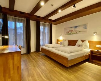 Hotel Toscana - Interlaken - Schlafzimmer