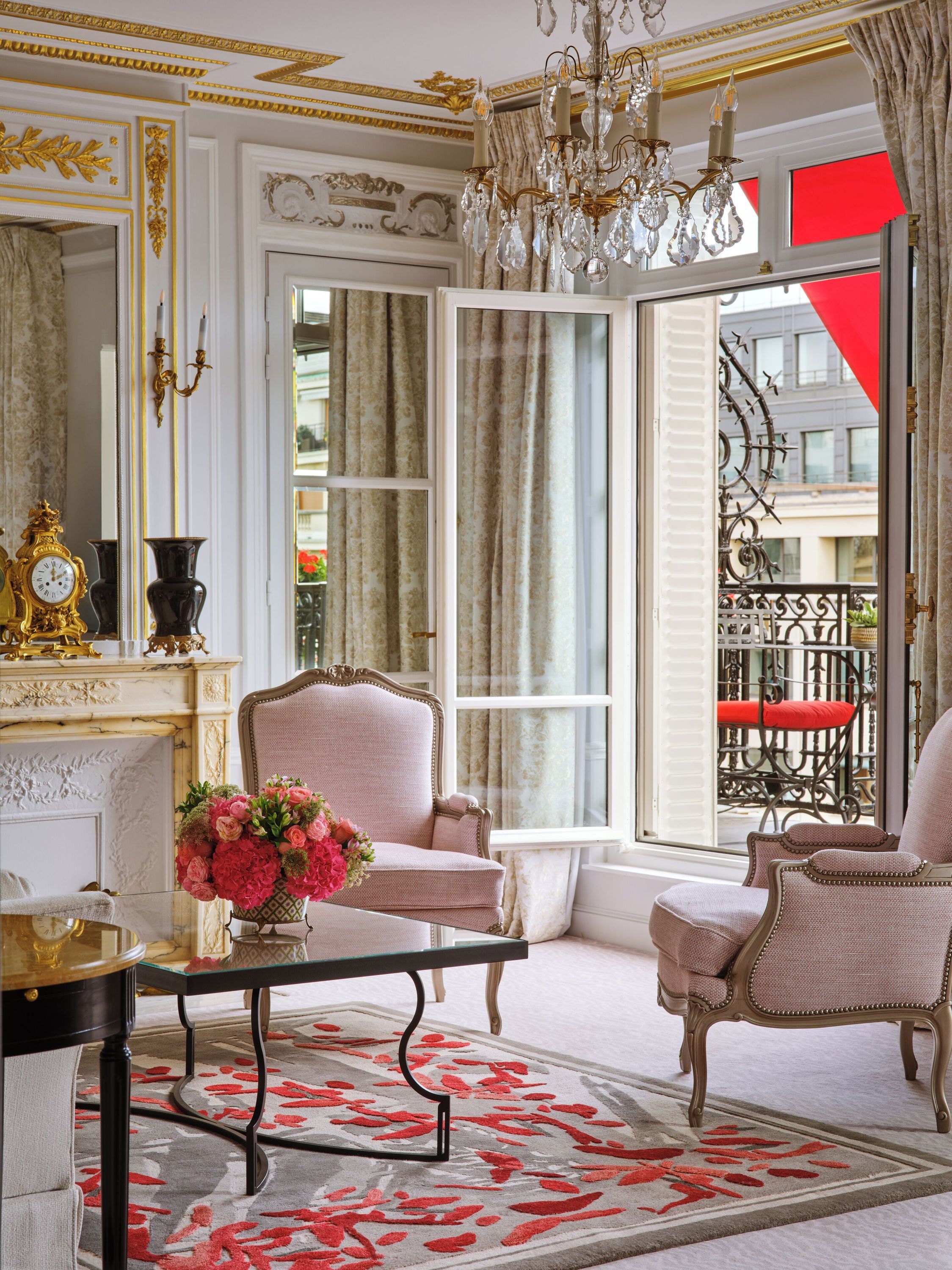 أوتل بلازا أثينيه - دورشستر كوليكشن