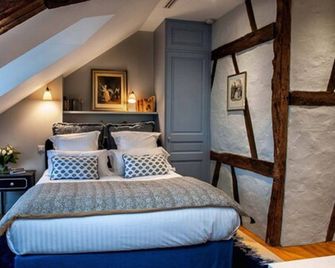 La Petite Folie - Honfleur - Bedroom