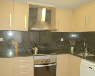 Apartment Aura in the center of Lloret de Mar, for 6 guests, private parking - Lloret de Mar - Kitchen