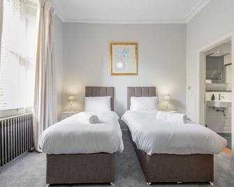 Lockhart House - St. Andrews - Bedroom