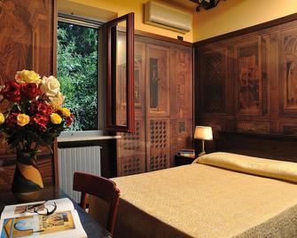 Hotel Bonconte - Urbino - Habitación
