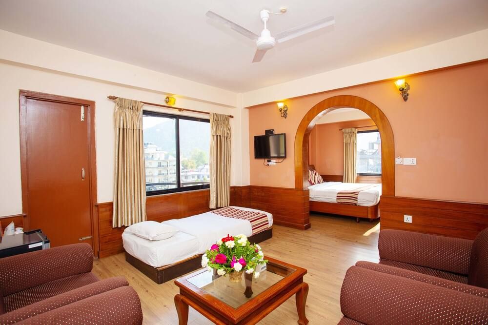 Hotel Crystal Palace - פוחארה - חדר שינה