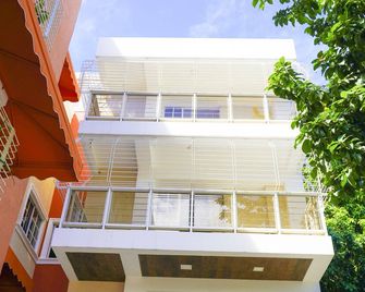 Spacious Two-Level Penthouse Condo! - Santo Domingo - Edificio