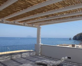 Hotel Cutimare - Aeolian Charme - Lipari - Балкон