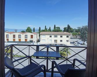 Hotel Dori - Peschiera del Garda - Balkon