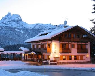 Hotel Piccolo Pocol - Cortina d'Ampezzo - Edificio