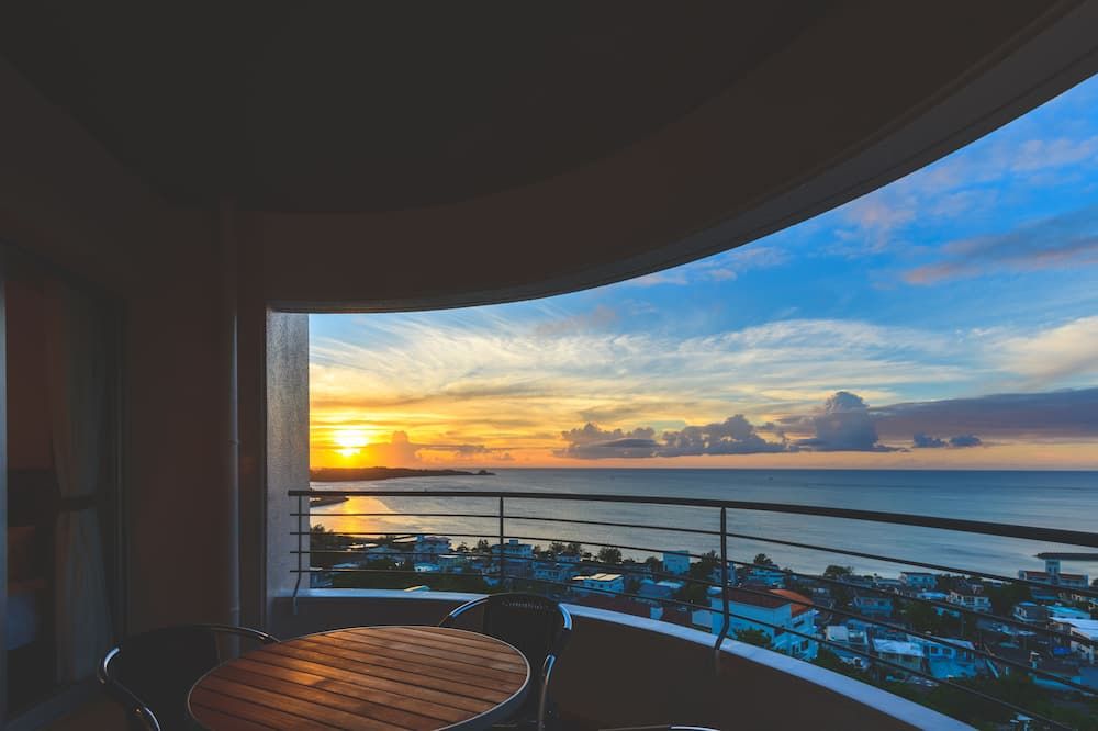 Hotel Sunset Hill - Onna - Balcony