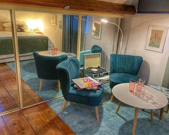 Hill Top Haven, Bespoke Retreat and B&B - 赫克瑟姆 - 客廳