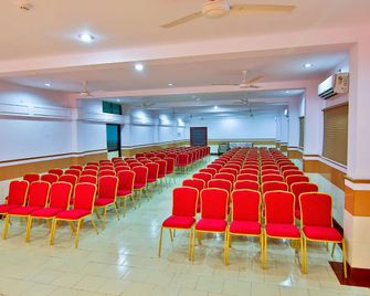 Sree Gokulam Residency - Thrissur - Sala de reuniones