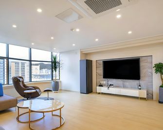 AYANA Hotel & Resort - Mokpo - Living room